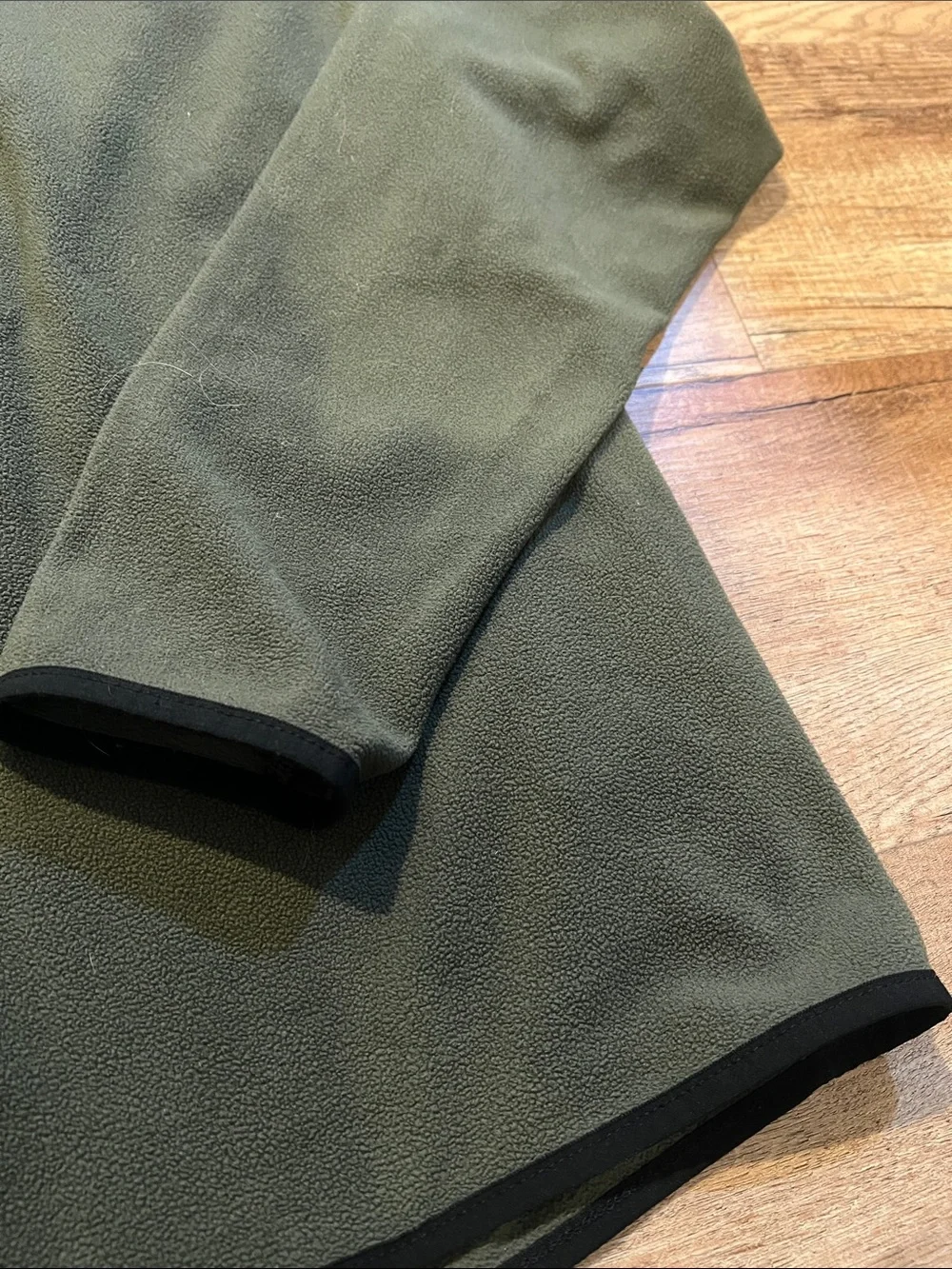 The North Face Men’s Olive Green and Black Snap-T Fleece Pullover